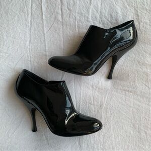 Vintage Miu Miu Glossy Patent Leather Ankle Booties Boots Black